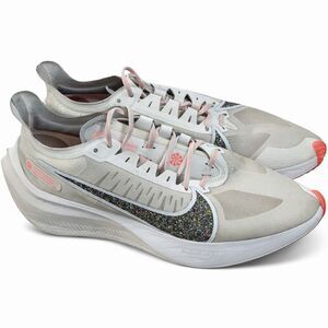 Nike Womens Zoom Gravity Running Shoes Size 10 Pure Platinum Red Orbit